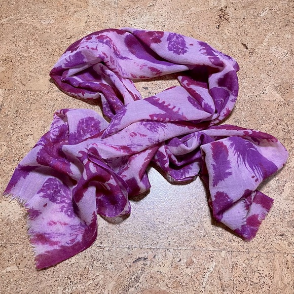 Feather Scarf In Pink Magenta & Burgundy - Picture 2 of 8